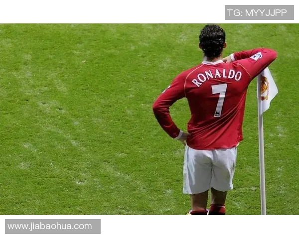 98年国内足球明星的辉煌岁月与传奇故事回顾 98年国内足球明星的辉煌岁月与传奇故事回顾