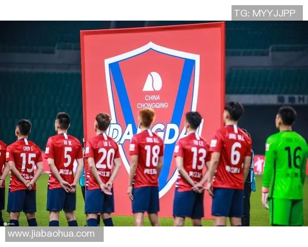 重庆足球队与南京足球队赛后分析意识碰撞的深度解读